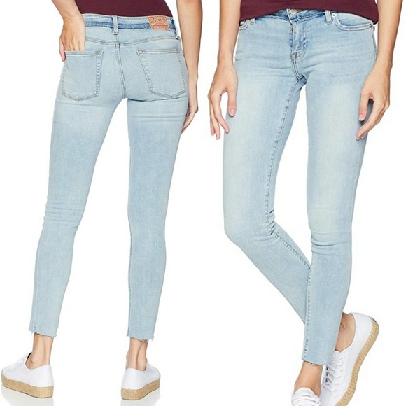 Lucky Brand Lolita Skinny Frayed Los Altos Jeans - Picture 2 of 7